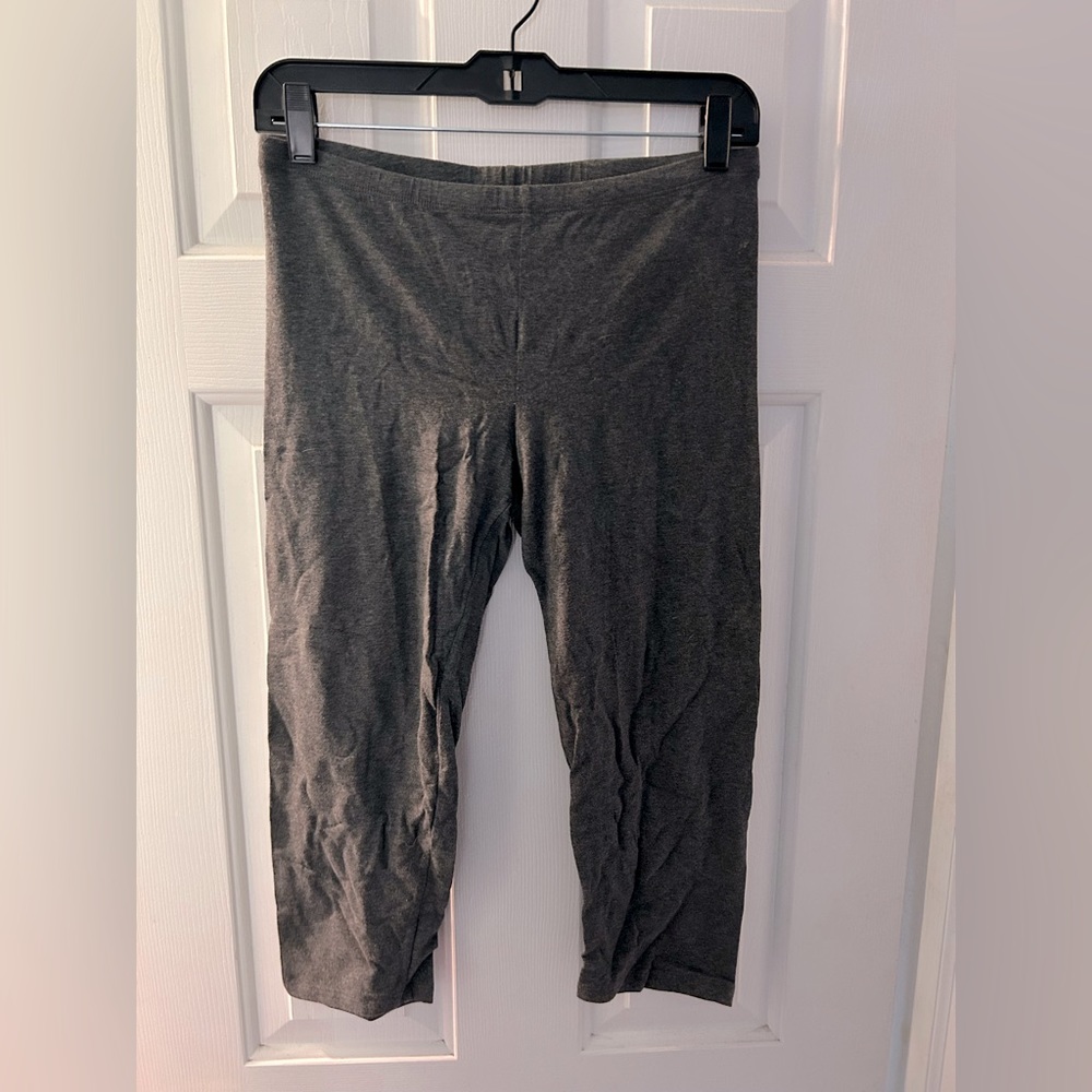 Gray, capri-length leggings